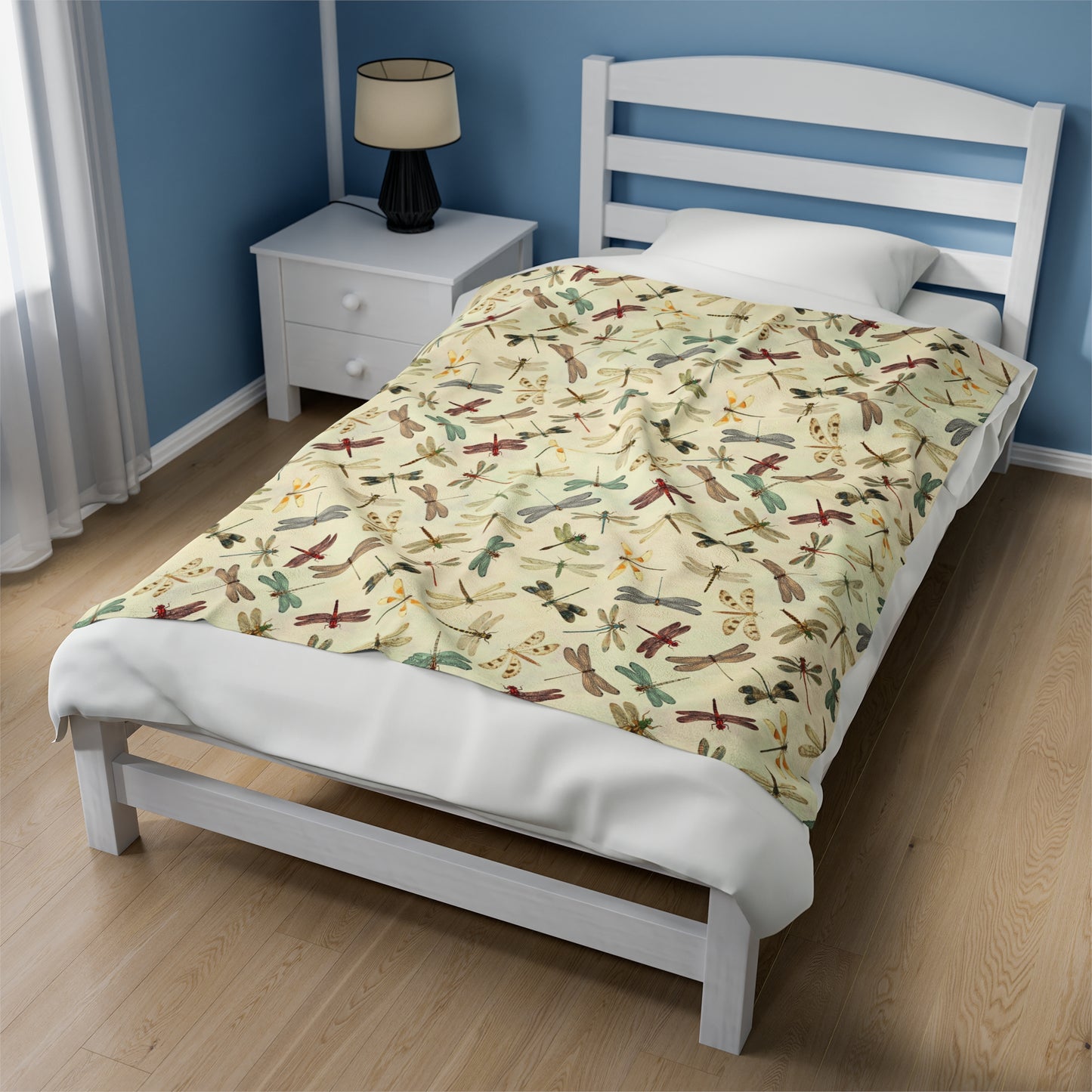 Dragonfly Velveteen Plush Blanket | Soft, Nature-Inspired, Luxurious and Comforting | Available in Multiple Sizes