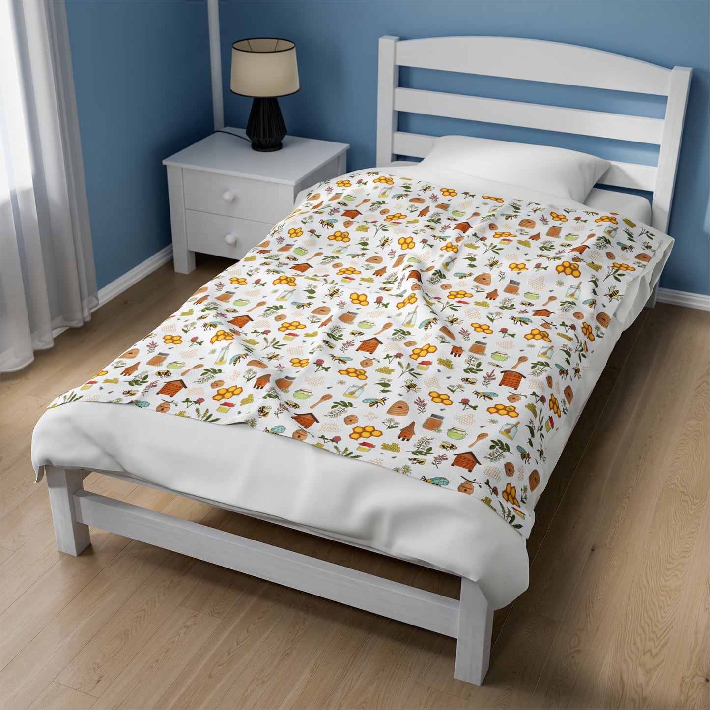 Honey Bee Velveteen Plush Blanket | Soft, Nature-Inspired, Luxurious and Comforting | Available in Multiple Sizes