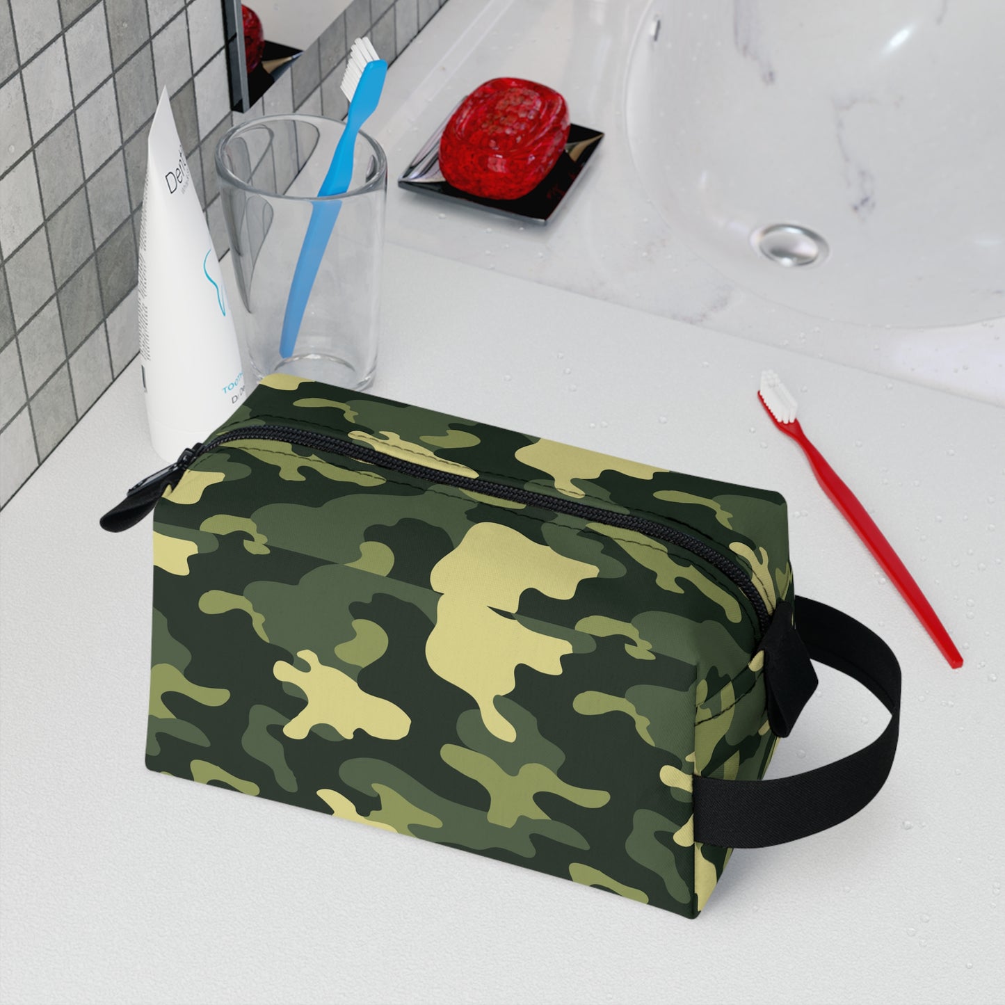 Camouflage Toiletry Bag | Durable & Water-Resistant Organizer | Ideal for Camping, Travel, College Dorms