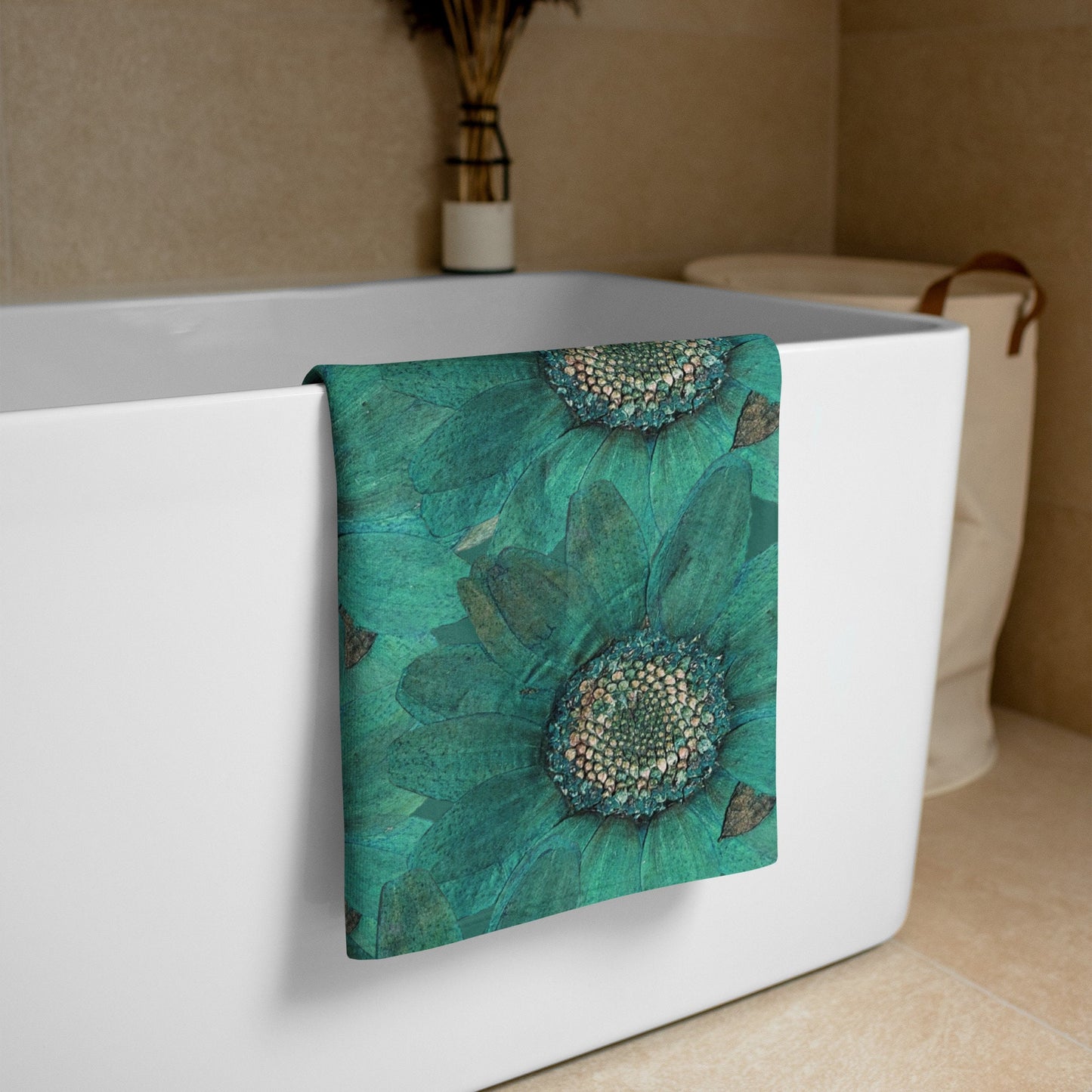 Green Daisy Print Towel