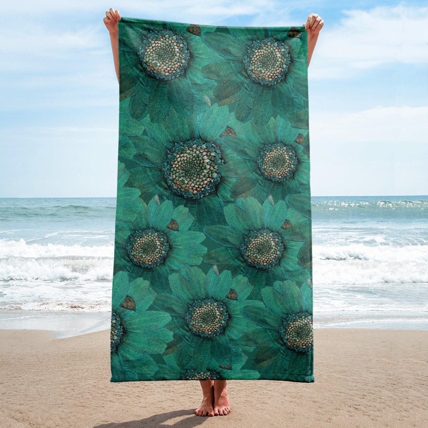 Green Daisy Print Towel